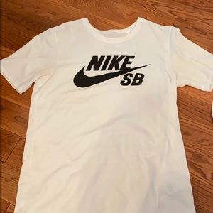 Nike t-shirt
